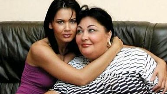 Oana si Mioara Zavoranu