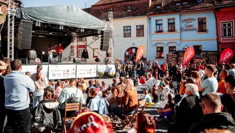 Sighișoara, ultima cetate medievală încă locuită din Europa, marchează începutul verii cu festivalul „Carnaval în cetate”