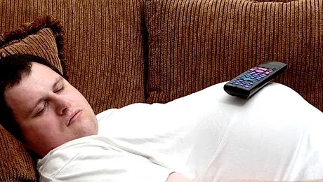 Un hoț a adormit în casa victimei pe care o jefuise