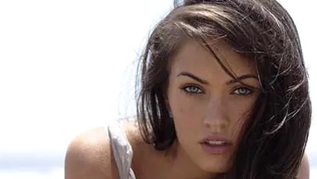 Megan Fox o doreste in patul ei pe Angelina Jolie!