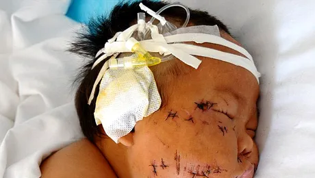 Motivul incredibil pentru care o mamă și-a înjunghiat bebelușul de 90 de ori