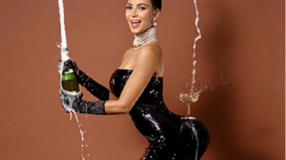 Kim Kardashian a pozat nud şi uite ce reacţii a stârnit! Mori de râs