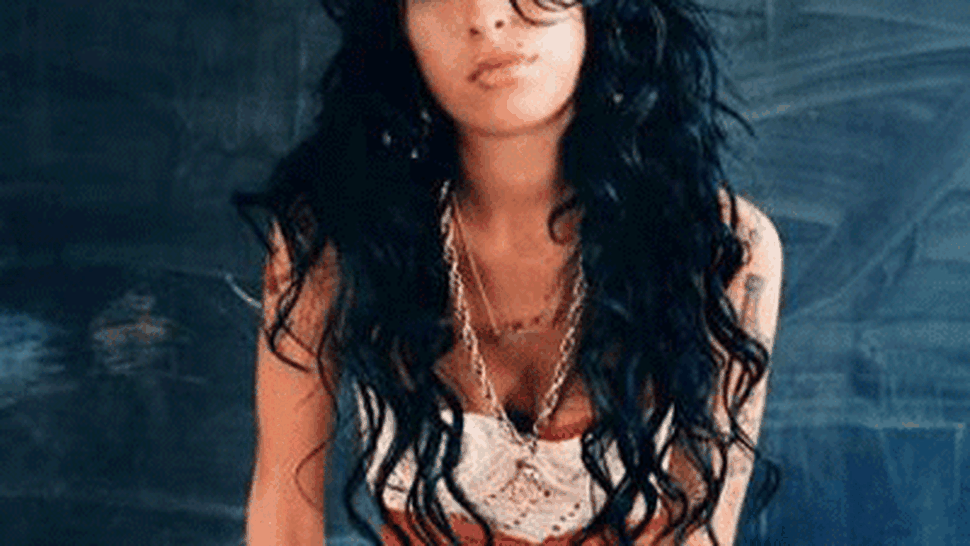 Amy Winehouse are copie din ceara (Video!)