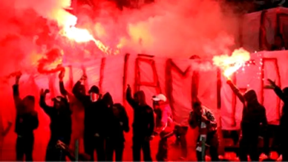 Incidentele de la derby-ul Dinamo-Steaua ii costa pe alb-rosii 100.000 de lei