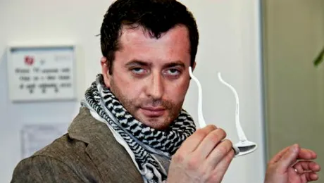 Blestemul Cârcotaşilor revine! Dezbrăcatu’ s-a separat de soţia lui!