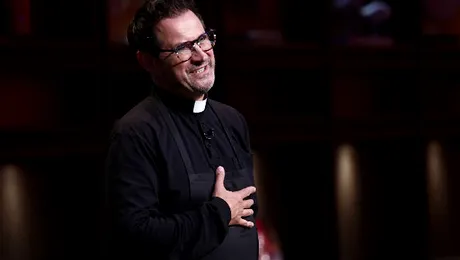 Sosia lui Elvis Presley în faţa juraţilor Bontea, Dumitrescu şi Scărlătescu