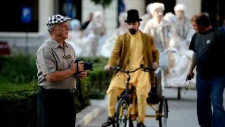 Aniversare inedită a lui Mălaimare pe Calea Victoriei: Actorul vrea ca bulevardul să devină pietonal