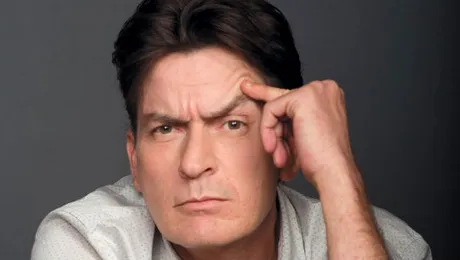 Charlie Sheen în Playboy: “Nu spun că nu voi mai ieşi niciodată cu o prostituată!”