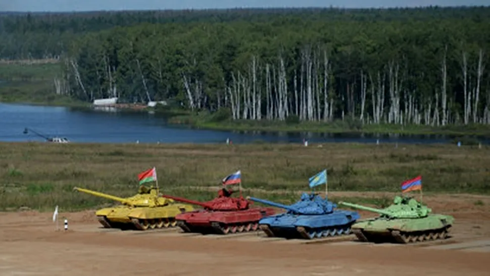 Biatlonul rusesc cu tancuri îi atrage pe americani