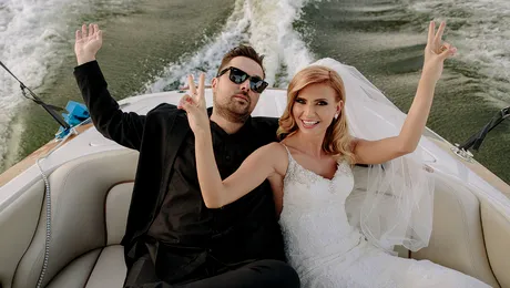 Anamaria Stancu de la Observator a îmbrăcat rochia de mireasă