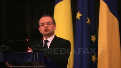 Guvernul Boc isi oficializeaza legile „platind” parlamentarii