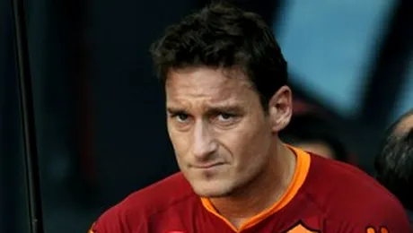 Gigi Becali vorbeste in numele lui Totti