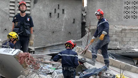 Haiti: O tanara a fost scoasa de sub daramaturi dupa 15 zile