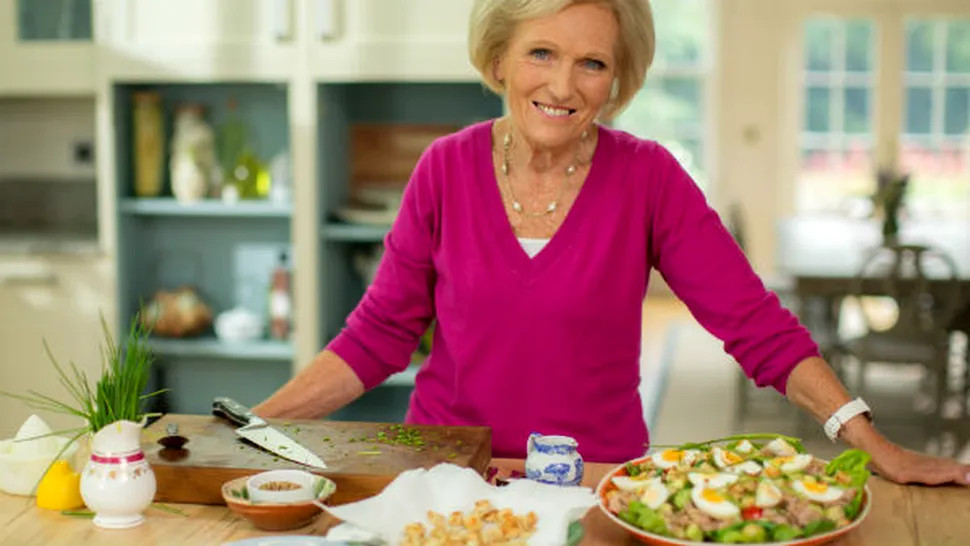 Seri cu provocări gastronomice: Reţete cotidiene cu Mary Berry