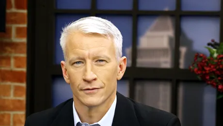 Celebrul jurnalist Anderson Cooper a recunoscut că e gay