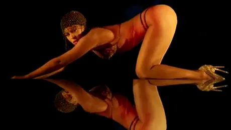 Beyonce a renunțat la haine în „Partition” (Video)