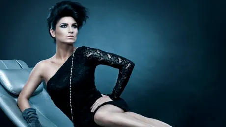 Ellie White, la un pas să nască prematur