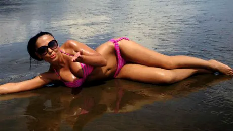 Andreea Mantea îşi caută pereche la Prima TV