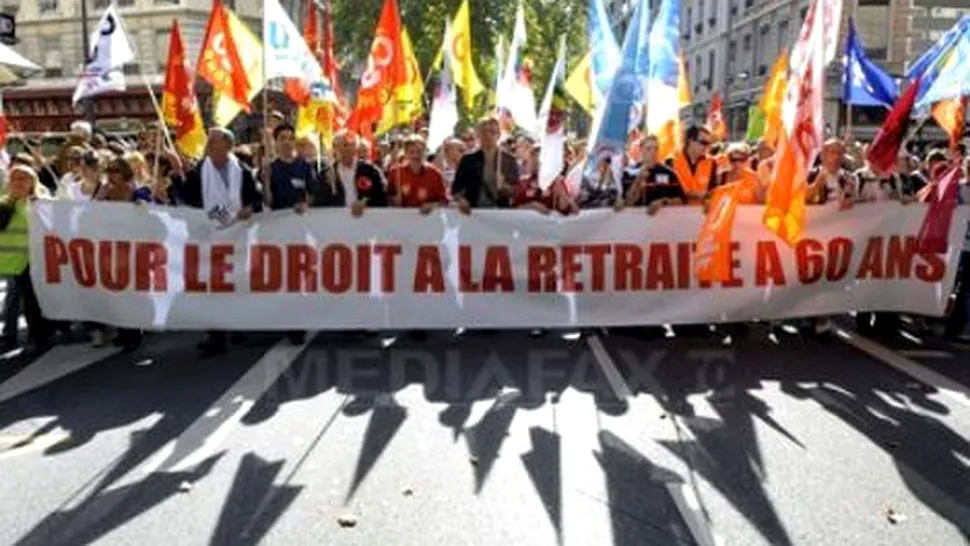 Franta: A fost adoptata cresterea varstei de pensionare la 62 de ani