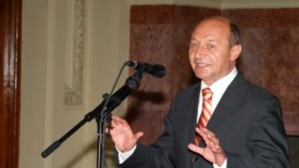 Basescu promite bani pentru africanii care studiaza la noi