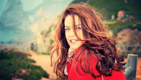 Exclusiv! Raluca Lăzăruţ se mută din ţară! Vedeta Kanal D pleacă în America, la viitorul soţ!