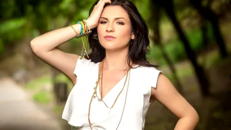 Ellie White a născut o fetiţă! Iată ce nume a ales artista!