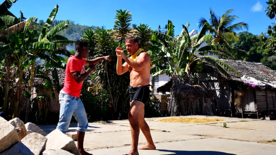 Ionuţ Iftimoaie, antrenor de kickboxing în Madagascar