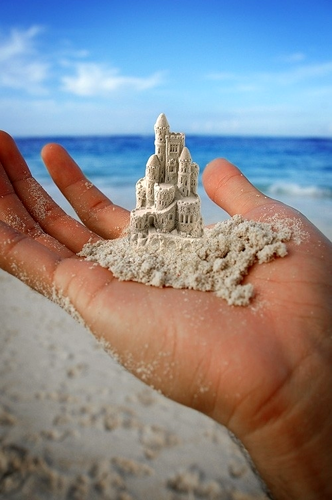 Castel de nisip in miniatură
