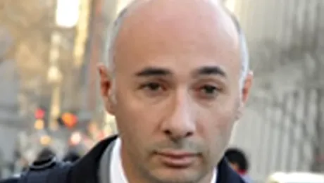 Risca 30 de ani de inchisoare pentru ca a vandut secrete Apple