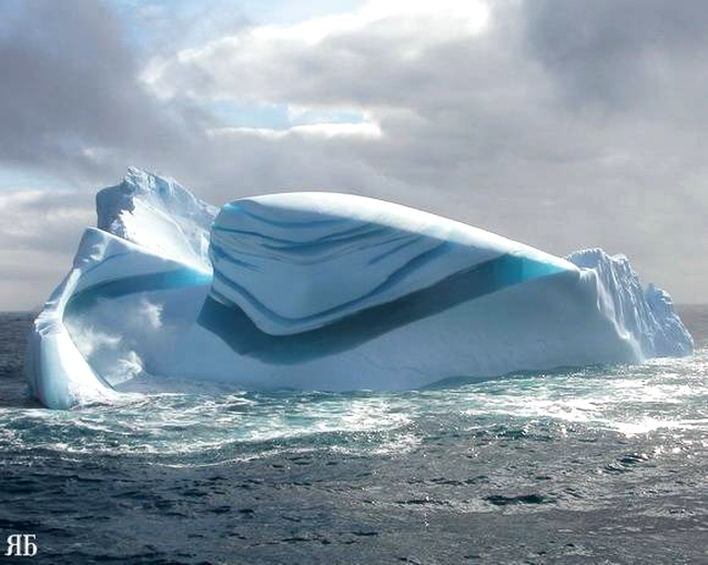 Striped Icebergs (Striped Icebergs), Southern Ocean