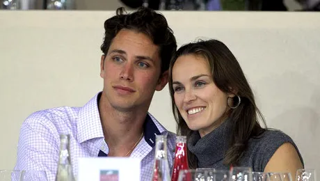 Martina Hingis și-a bătut soțul cu ajutorul mamei ei