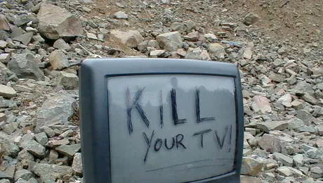 LOL: Apocalipsa, relatata de presa din Romania!