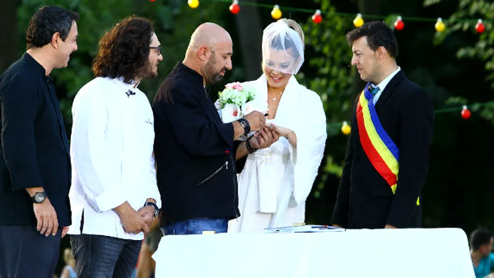 Chef Cătălin Scărlătescu şi Gina Pistol s-au căsătorit. Imagini de la nuntă