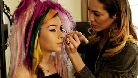 Nicole Cherry, transformată într-un personaj harajuku