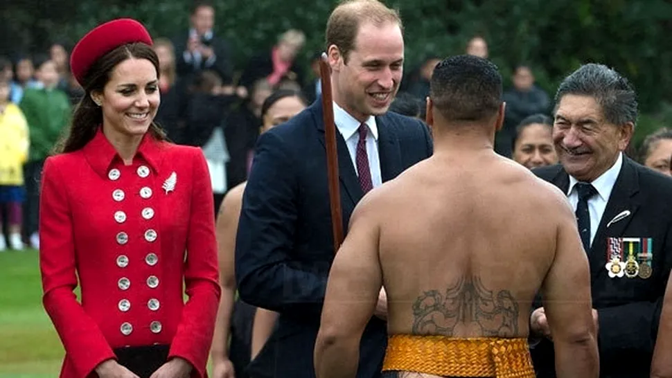 Prințul William și Kate Middleton față-n față cu băștinașii din Noua Zeelandă