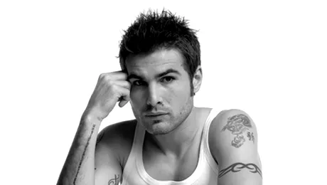 Adrian Mutu are trecere la comunitatea gay din Romania!