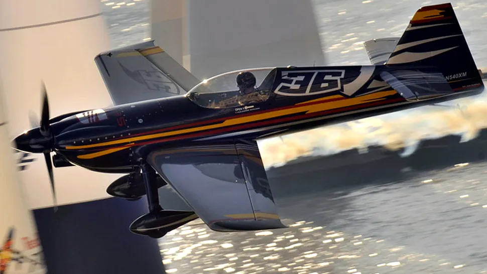 Red Bull Air Race, un spectacol cu adrenalina (Foto-Video)