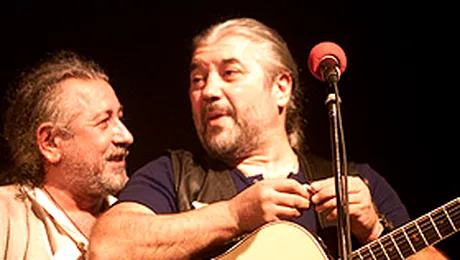 Exclusivitate! „Phoenix nu moare cand vor cainii”