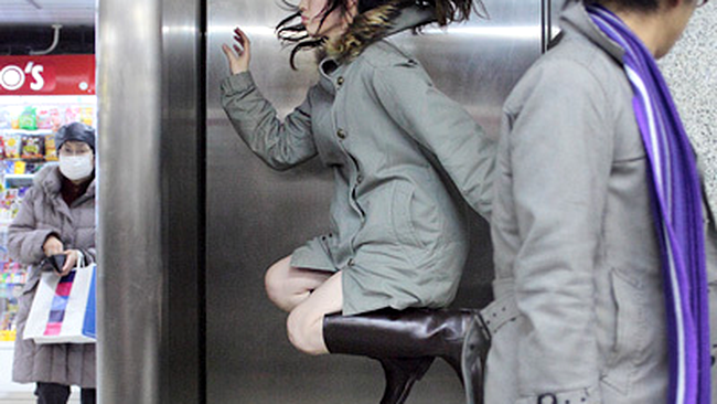 In asteptarea liftului