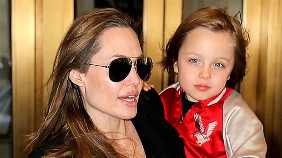 
După mastectomie, Angelina Jolie îşi va face altă operaţie de extirpare