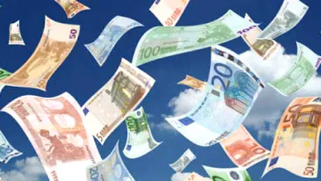 Ploaie cu bani: un milion de euro imprăștiați pe străzile unui oraș belgian!