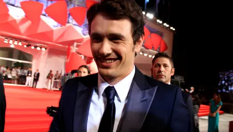 James Franco, în rolurile unor fraţi gemeni, într-un serial HBO