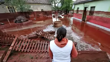 Stare de urgenta in Ungaria, din cauza unei scurgeri de reziduuri chimice (Video)