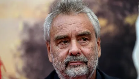 Acuzat de viol, cineastul Luc Besson ar putea scăpa de un proces