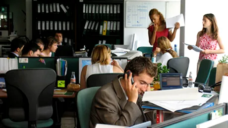 Romania bate marile tari europene la numarul de angajati la stat