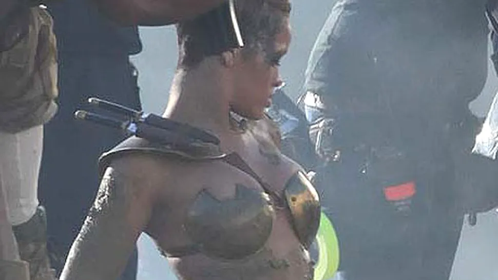 Rihanna s-a inrolat in armata, ca sa se razbune pe Chris Brown! (Poze)