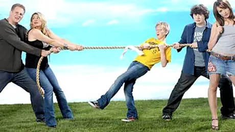 Ghid pentru părinți: Cum să-ți crești adolescentul