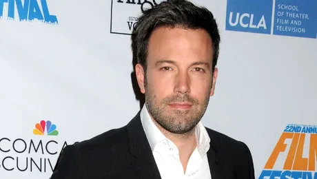 Ben Affleck vrea să regizeze un nou thriller politic