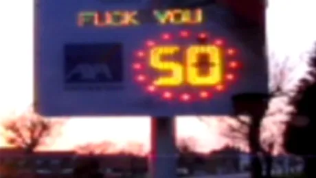 „Fuck you, conduci prea repede!”