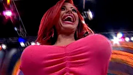 Ana Mocanu şi-a arătat sânii în direct! „Vă place?”